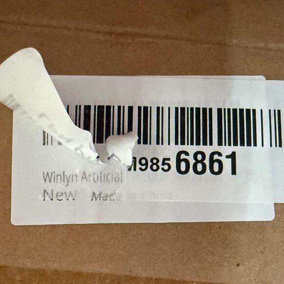 Winlyn Artificial Eucalyptus in Rectangular Wood Planter Box NEW - Picture 4 of 6